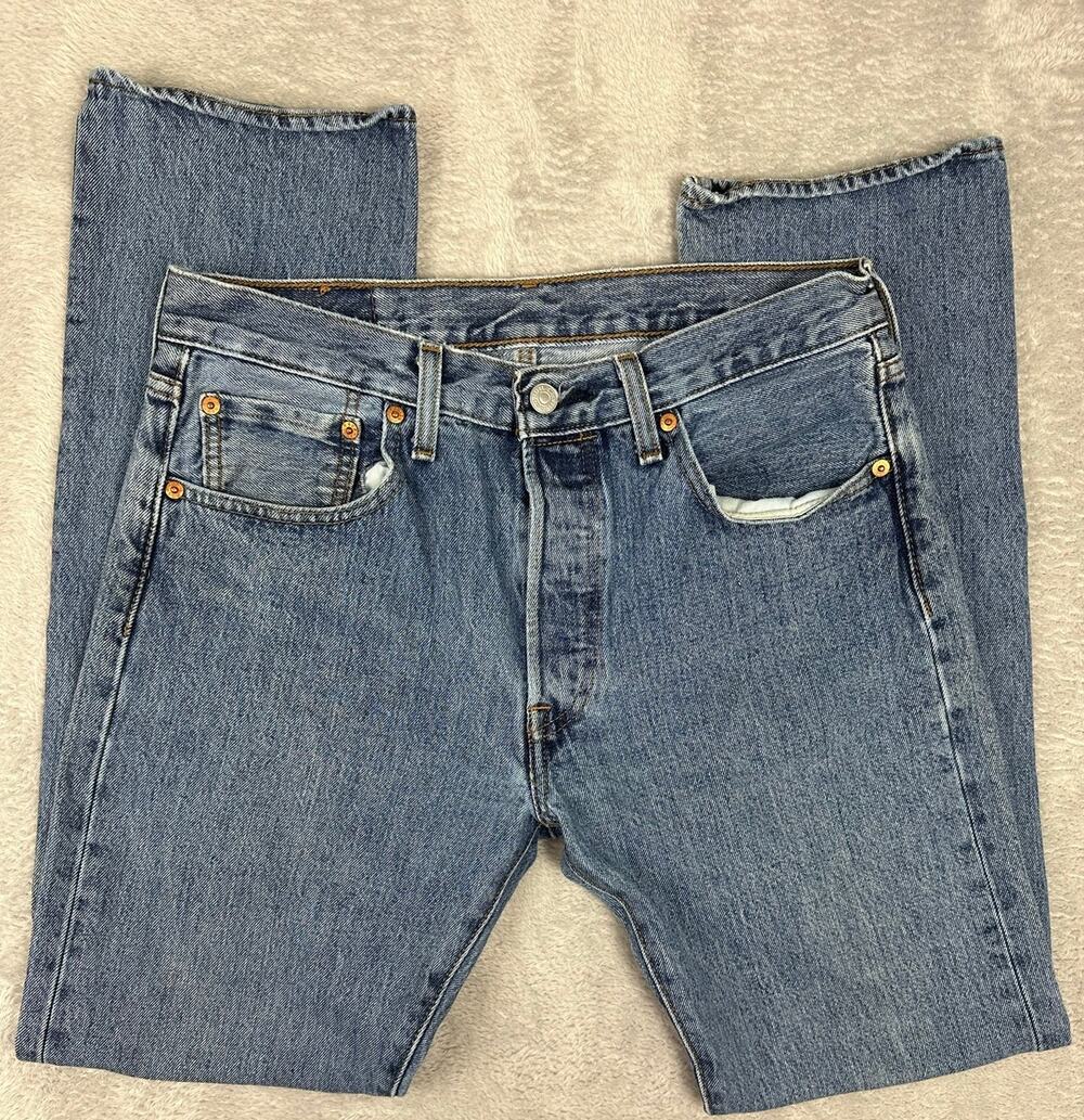 Levi's 501 xx Original Fit Mens 31x32 Medium Wash Denim Jeans Straight Leg